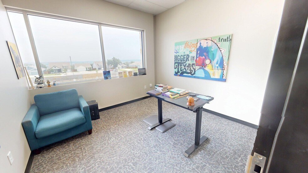 More Photos Of 9025 W State Highway 29, Liberty Hill Office For Sale