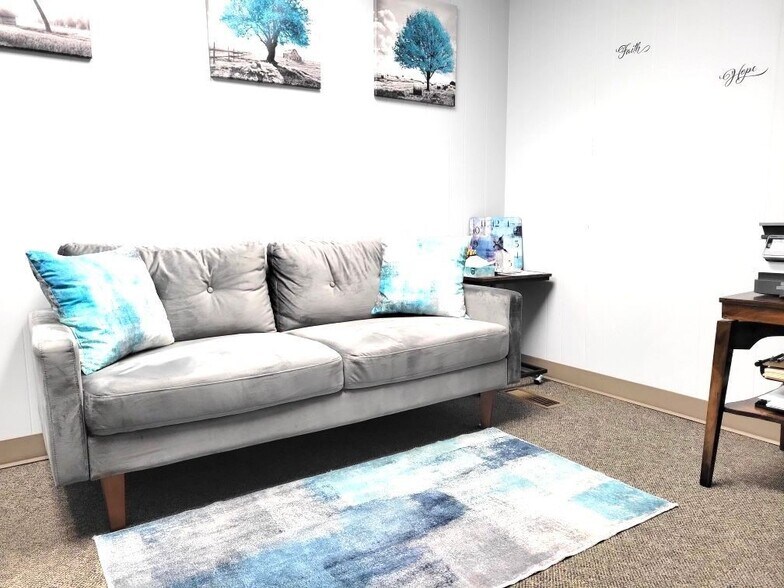 More Photos Of 1486 44th St SE, Kentwood Office For Lease