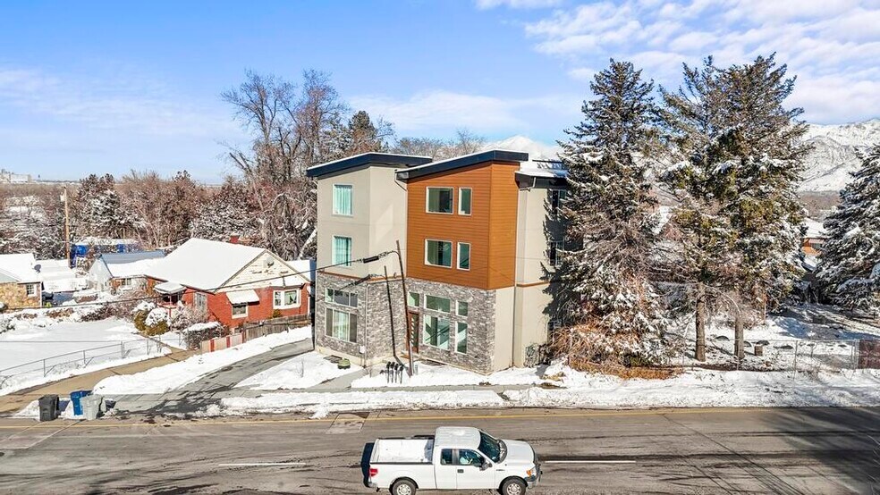 More Photos Of 302 40th St, Ogden Multifamily For Sale