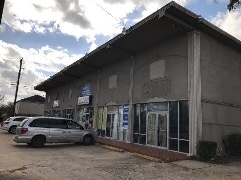 More Photos Of 13210 S Post Oak Rd, Houston General Retail For Sale