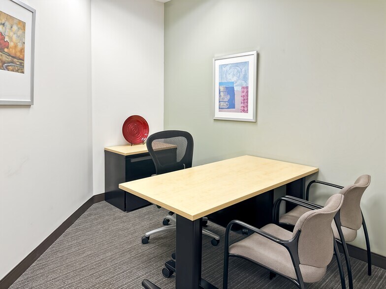 More Photos Of 103 Carnegie Ctr, Princeton Coworking Space