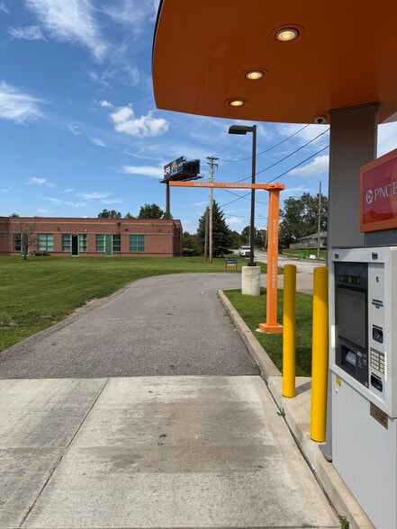 More Photos Of 13205 Granger rd, Cleveland General Retail For Sale