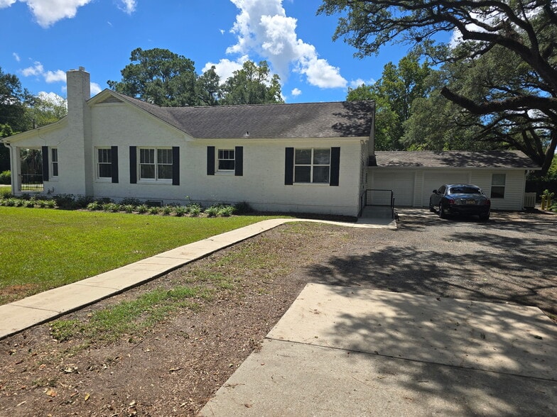 More Photos Of 1934 Dellwood Dr, Tallahassee Office Residential For Sale