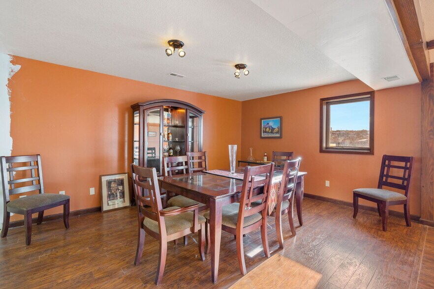 More Photos Of 1 Stevenson Rd, Laramie Specialty For Lease