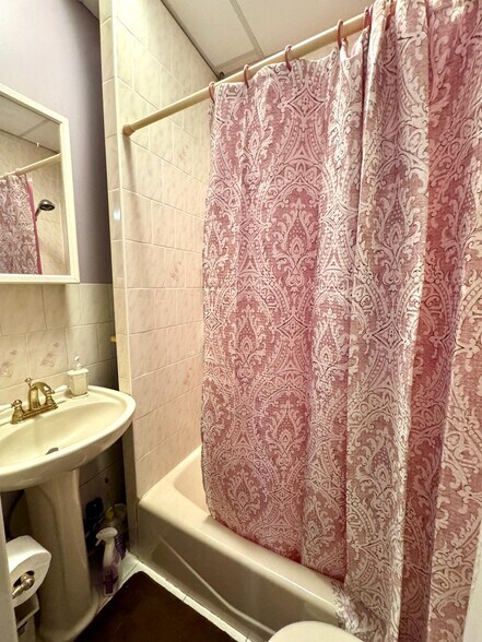 More Photos Of 253 Saint Nicholas Ave, Brooklyn Apartments For Sale