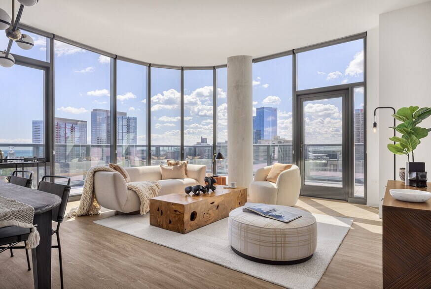 More Photos Of 1717 S Michigan Ave, Chicago Apartments For Lease