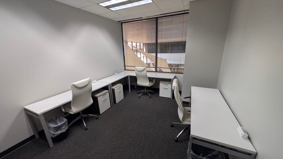 More Photos Of 4040 Broadway St, San Antonio Coworking Space