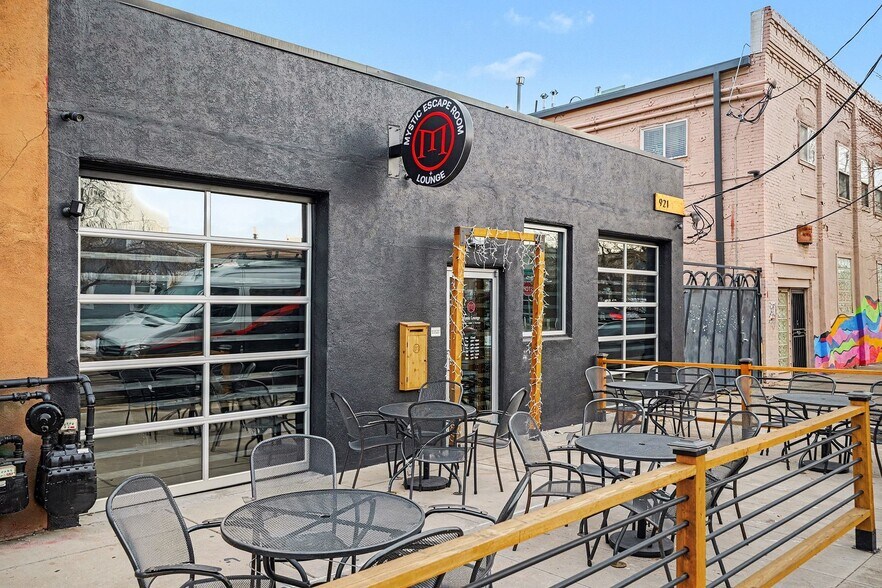 More Photos Of 924 W 9th Ave, Denver Office For Sale