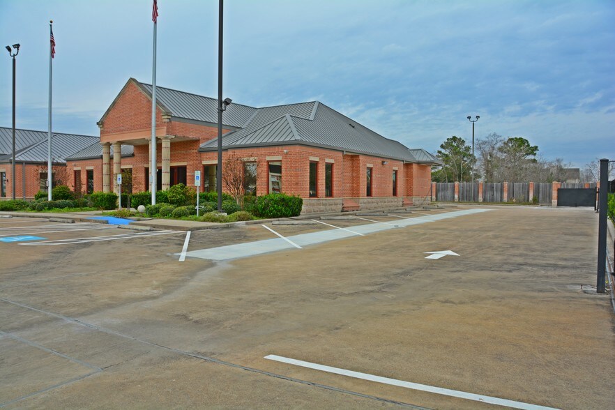 More Photos Of 12112 Bellaire Blvd, Houston Medical For Lease