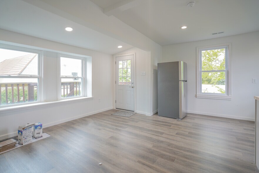 More Photos Of 625 Byberry Rd, Philadelphia Funeral Home For Sale