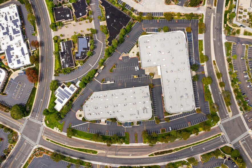 More Photos Of 10350 Barnes Canyon Rd, San Diego Research And Development For Lease