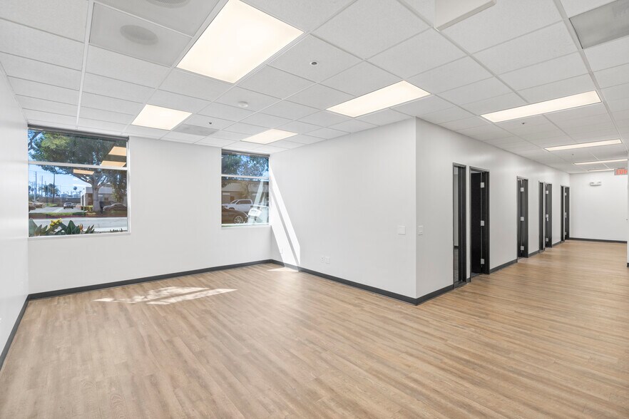 More Photos Of 2828 Junipero Ave, Signal Hill Distribution For Lease