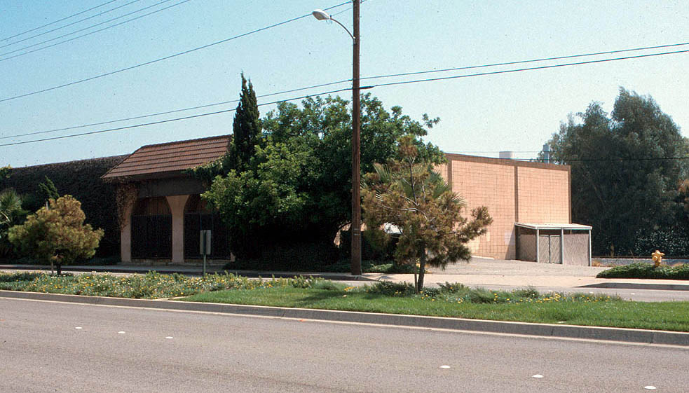 More Photos Of 1324-1330 Arrow Hwy, La Verne Warehouse For Lease