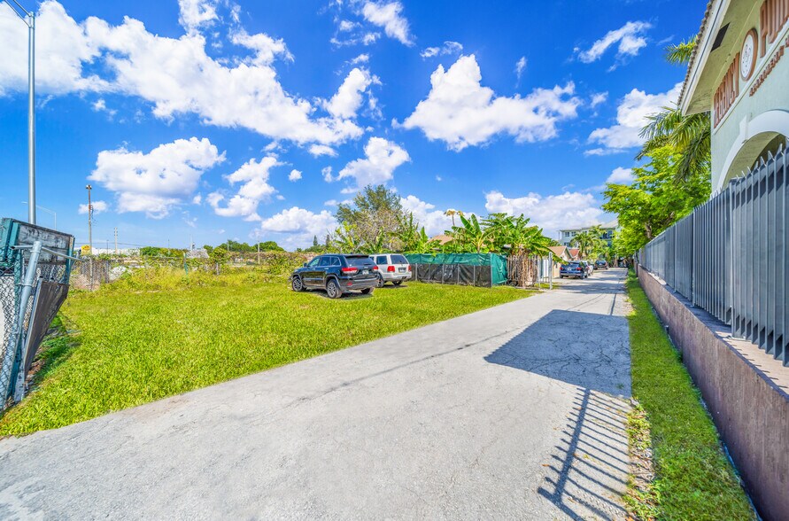 More Photos Of 1925 NW 79th St, Miami Apartments For Sale
