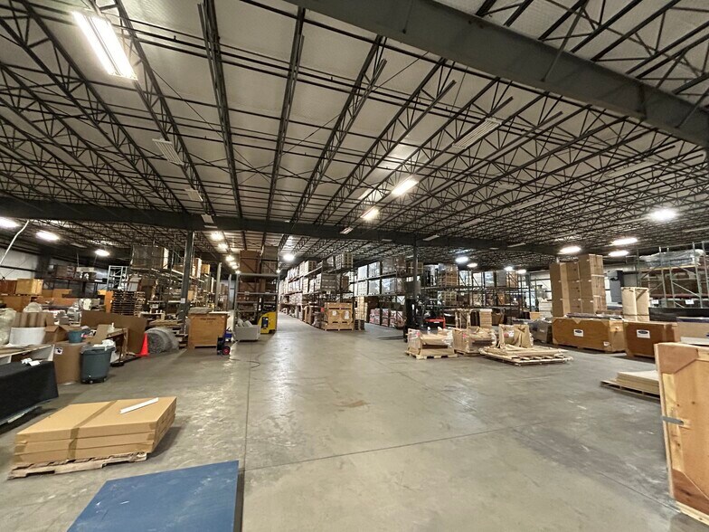 More Photos Of 38 Allen St, Auburn Warehouse For Lease