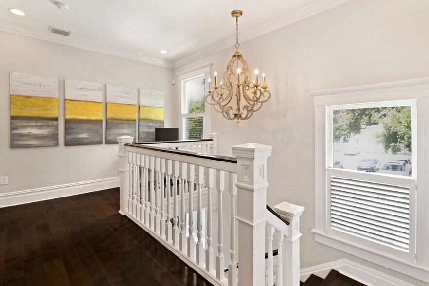 More Photos Of 326 S Hyde Park Ave, Tampa Office Residential For Sale