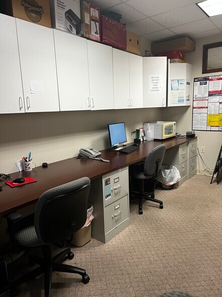 More Photos Of 1311 S Main St, Mount Airy Unknown For Lease