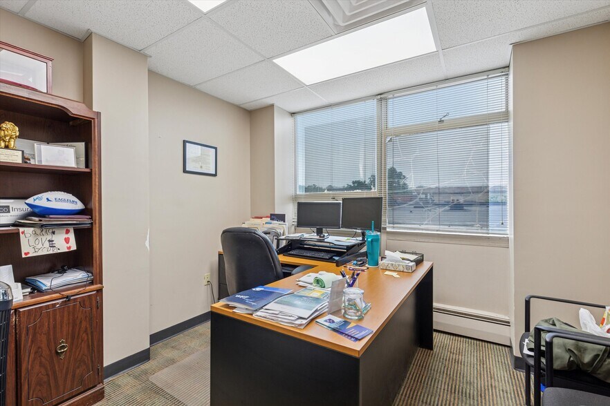 More Photos Of 119 S Easton Rd, Glenside Office For Sale