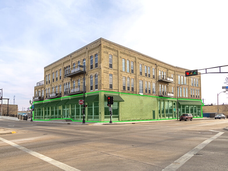 Primary Photo Of 2 N 8th St, Manitowoc Medical For Lease