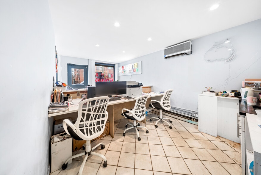 More Photos Of 2006 125th St, College Point Warehouse For Lease