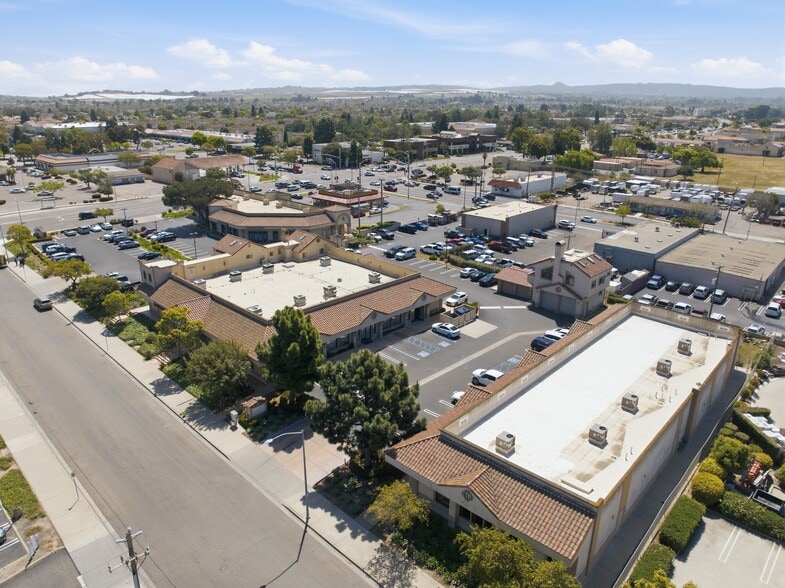 More Photos Of , Santa Maria General Retail For Sale
