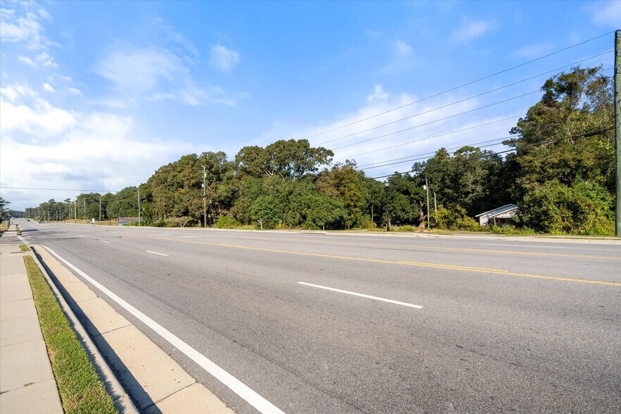 More Photos Of 30720 White Ln, Spanish Fort Flex For Sale