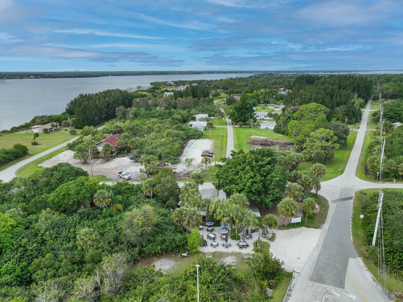 More Photos Of 4370 Garden Rd, Port Charlotte Restaurant For Sale