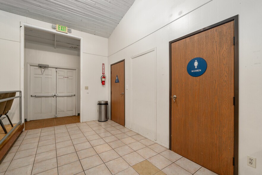 More Photos Of 37400 Falling Springs Rd, Yucaipa Religious Facility For Sale