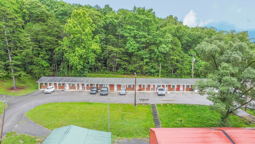More Photos Of , Sharps Chapel Specialty For Sale