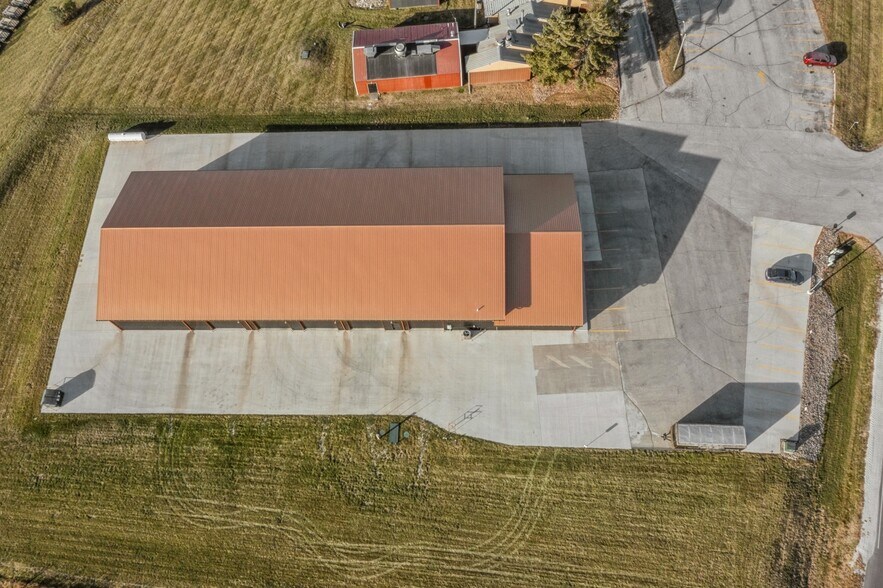 More Photos Of 33083 Ute Ave, Waukee Flex For Sale