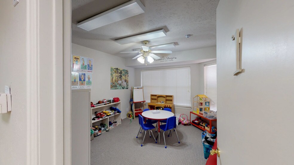 More Photos Of 1208 Bent Oaks Ct, Denton Office Residential For Sale