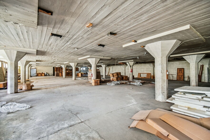 More Photos Of 160 W Haines Blvd, Lake Alfred Self Storage For Sale