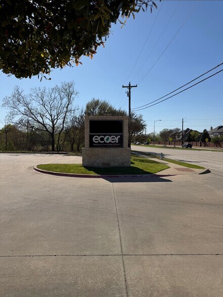 More Photos Of 4040 McDermott Rd, Plano Medical For Lease