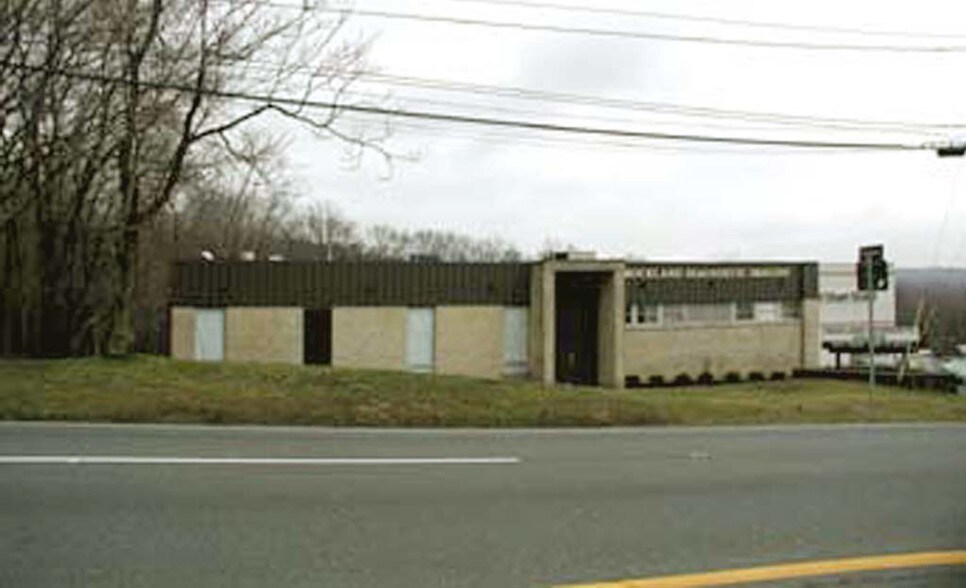 More Photos Of 260 N Route 303, West Nyack Office For Sale