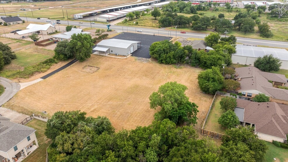 More Photos Of 1817 S Morgan St, Granbury Auto Dealership For Sale