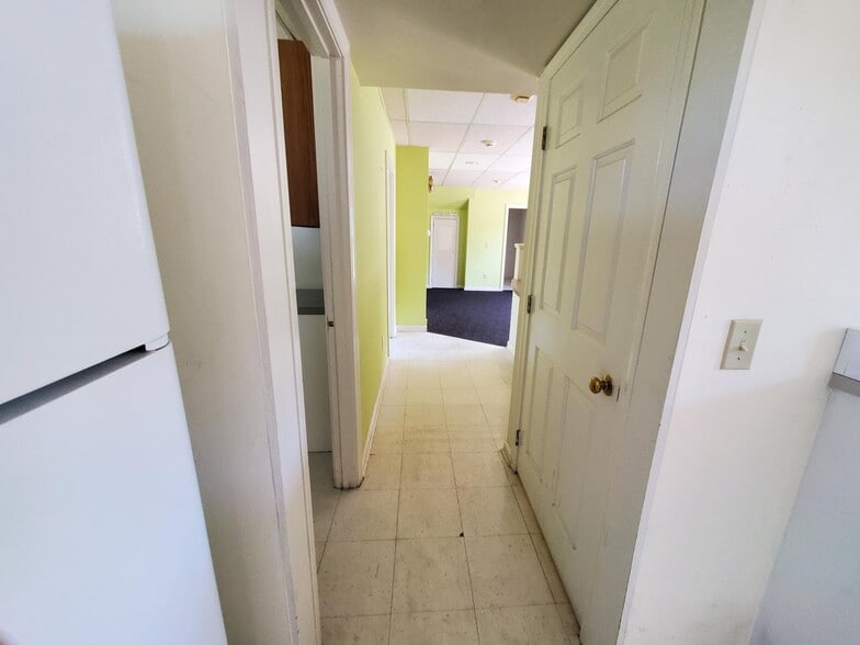 More Photos Of 8 Nells Way, Orleans Office For Lease