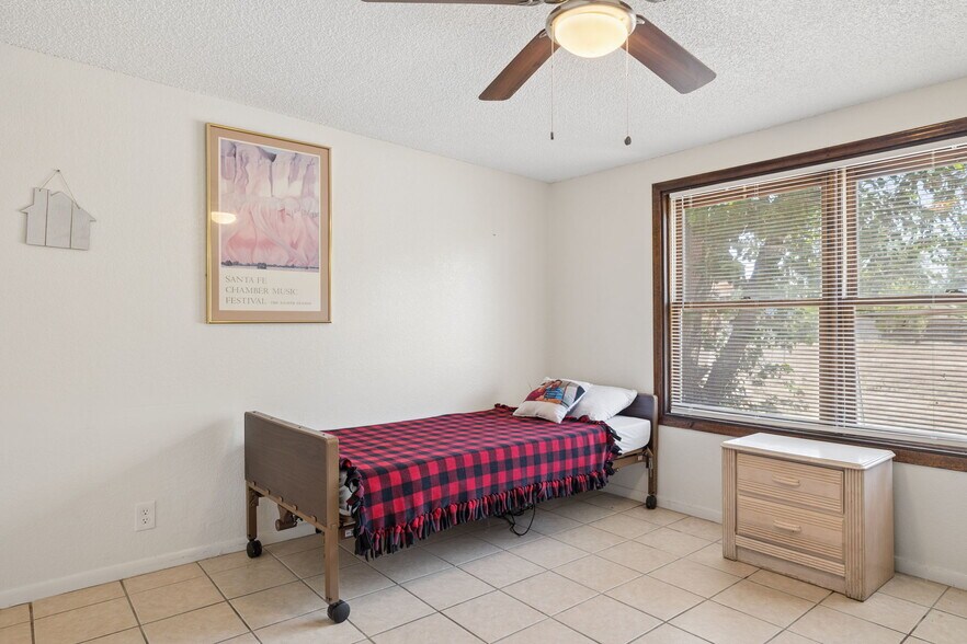 More Photos Of 1707 E Citation Ln, Tempe Assisted Living For Sale