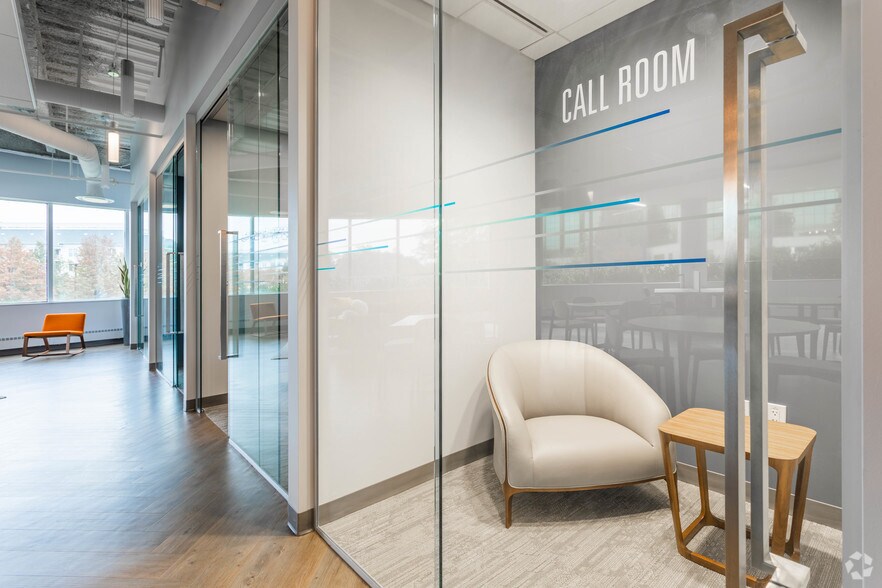 More Photos Of 8260 Greensboro Dr, McLean Office For Lease