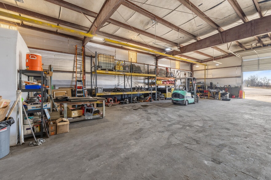 More Photos Of 6701 Almeda Genoa Rd, Houston Warehouse For Sale