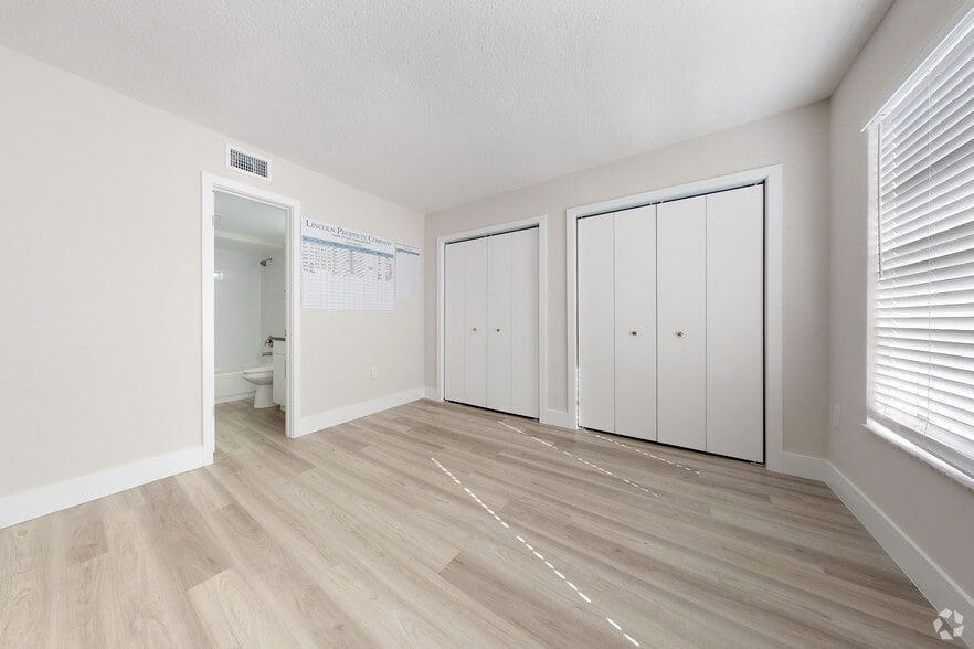 More Photos Of 8445 Springtree Dr, Sunrise Apartments For Sale