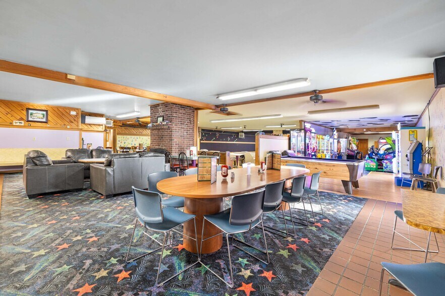 More Photos Of 179 Vermont Route 100 N, Wilmington Specialty For Sale