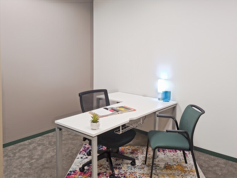 More Photos Of 11602 W Center Rd, Omaha Coworking Space