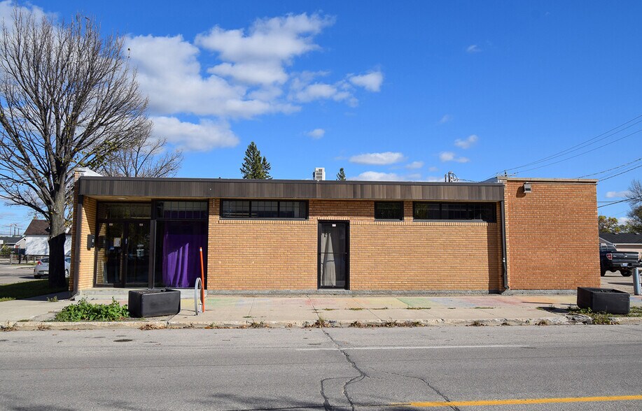 Primary Photo Of 108 Bond St, Winnipeg Office For Sale