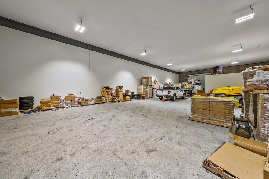 More Photos Of 1918 Bobcat Way, White City Warehouse For Sale