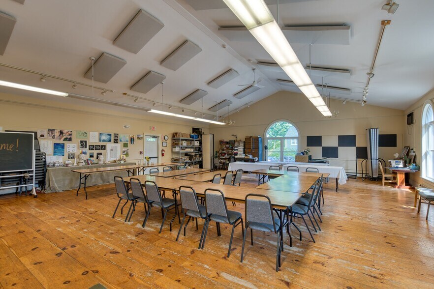 More Photos Of 14 Pine St, Stockbridge Schools For Sale