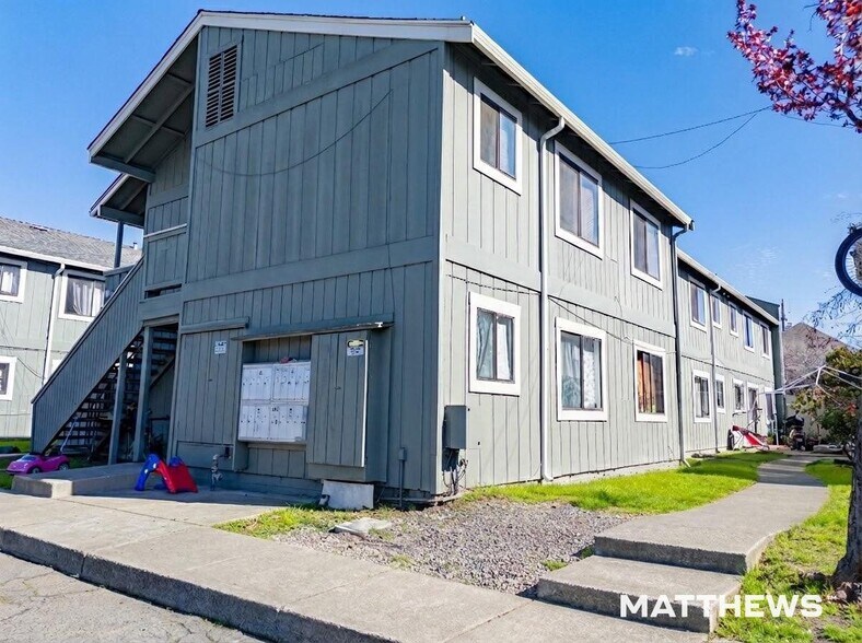More Photos Of 4527 Bancroft Ave, Oakland Apartments For Sale