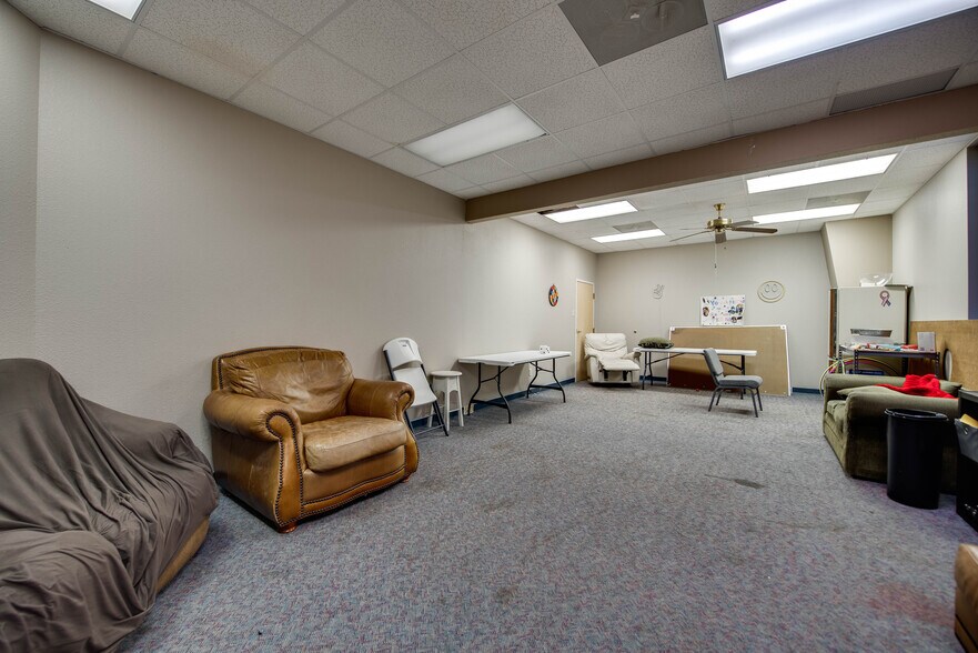 More Photos Of 2110 E 10th St, Odessa Specialty For Sale