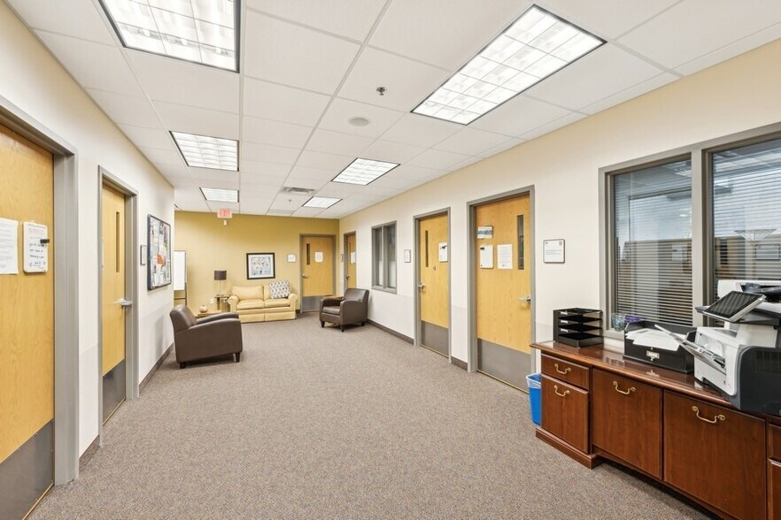 More Photos Of 2304 Park Ave, Minneapolis Medical For Sale