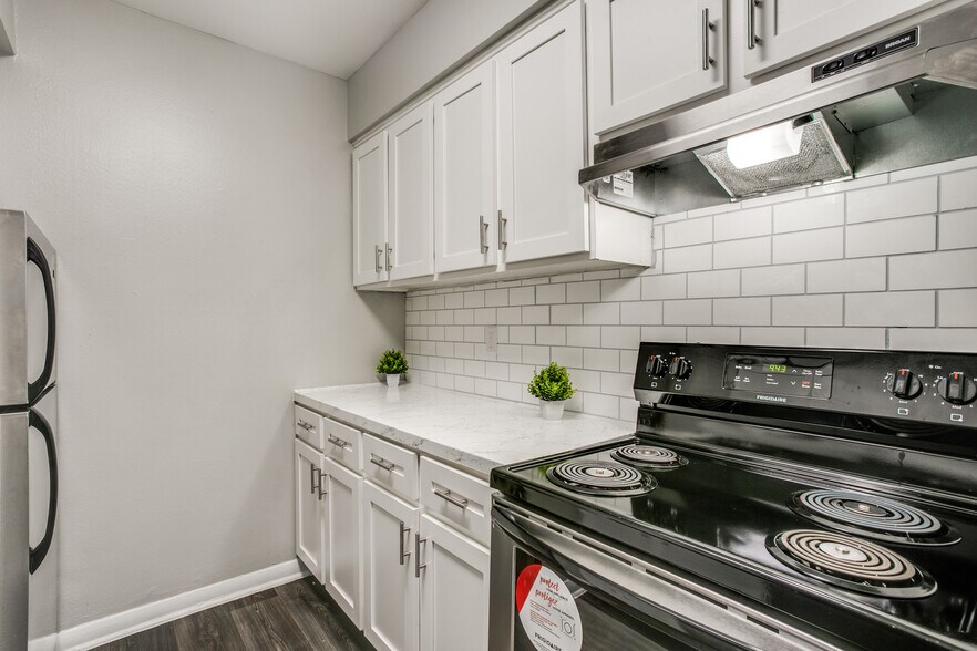 More Photos Of 8900 Chimney Rock Rd, Houston Apartments For Sale