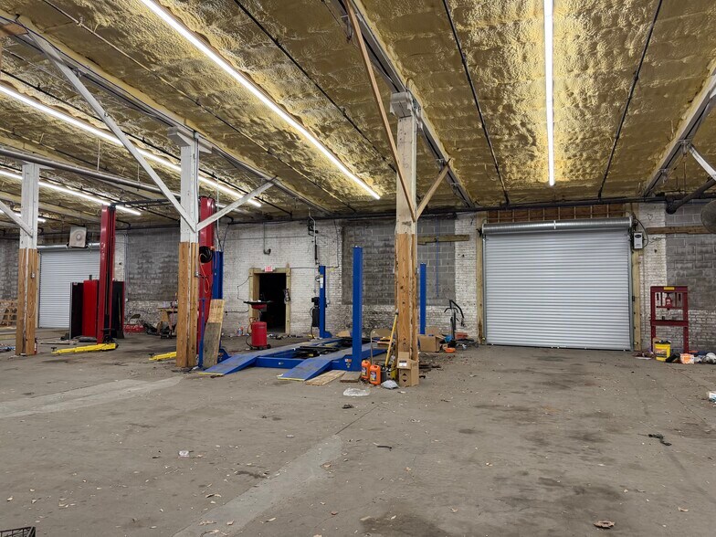 More Photos Of 615 Saint Nicholas Ave, Brewton Warehouse For Sale